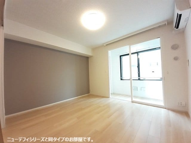 明るい色調の室内です ココル