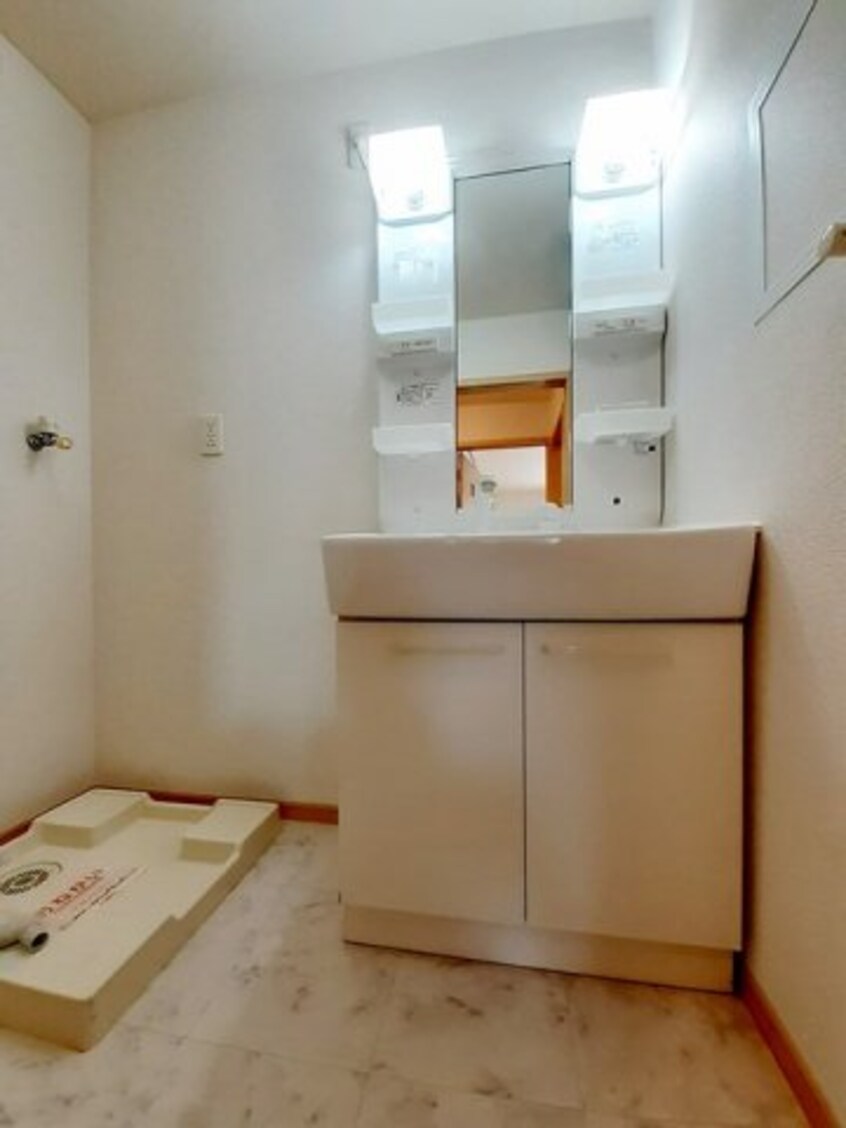 広い洗面スペース トレスタージュ　Ｂ