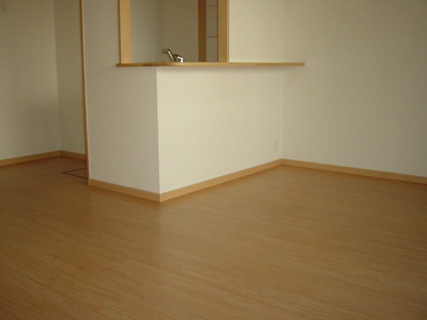 リビング プラムガーデンYouki