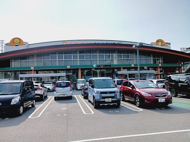 ＪＡえひめ中央太陽市様まで850m サン住吉Ⅱ