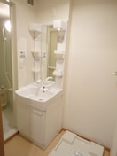 脱衣スペースもあります サン住吉Ⅱ