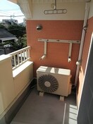 開放的で明るい空間を演出してくれるバルコニーです ブリーゼ