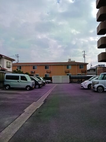 駐車場があるので、車を買う予定の方も安心です アルカンシエル・オーブ