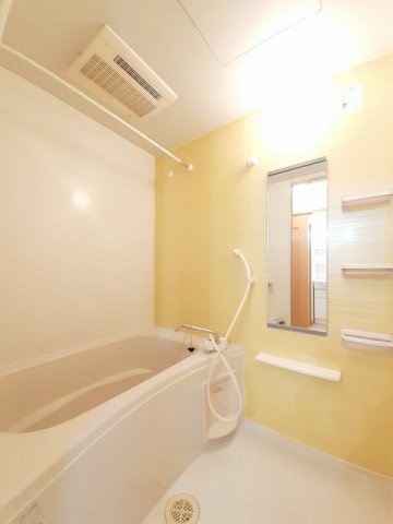 日々の疲れを癒すお風呂付です カーサ・ソーレ　Ａ