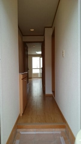 ゆったりとした玄関です クレメント・エヌ　Ａ