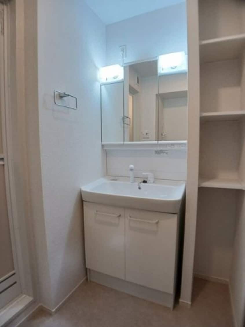 広い洗面スペース シンフォニー