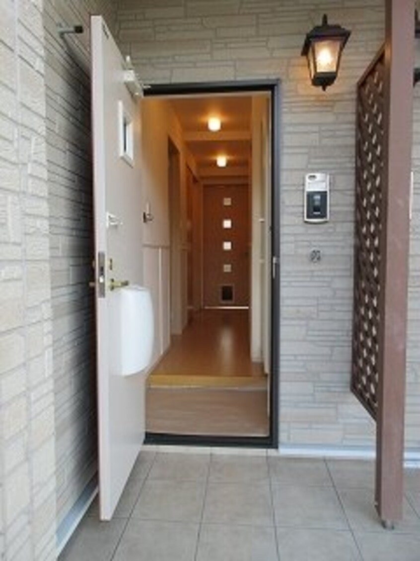 ゆったりとした玄関です ノース・ガーデンＢ