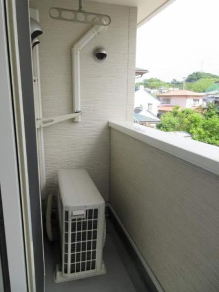 バルコニーからの眺めを楽しみながら食事をしませんか プリムローズ桜