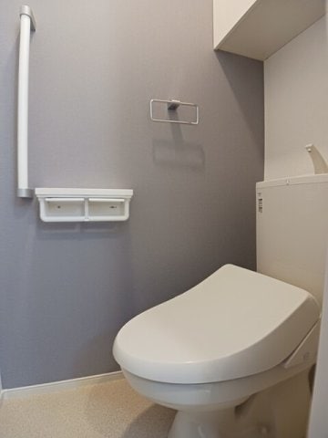 コンパクトで使いやすいトイレです ポプラⅡ