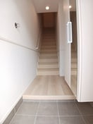 毎日通る玄関はこちらです ポプラⅠ