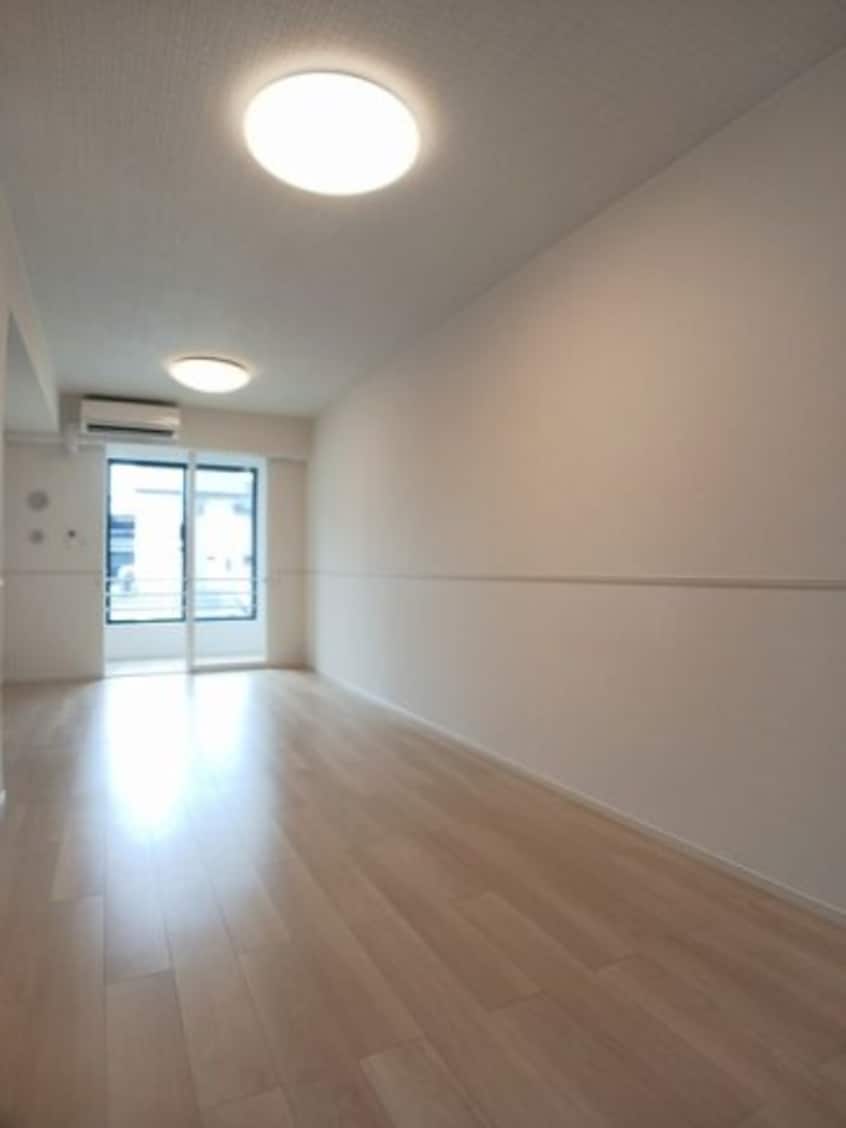 内装は落ち着いています ポプラⅠ