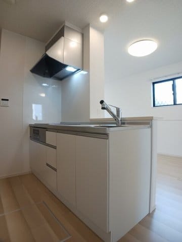 コンパクトなキッチンで掃除もラクラク ポプラⅠ