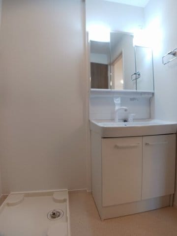 コンパクトで使いやすい洗面所 ポプラⅠ