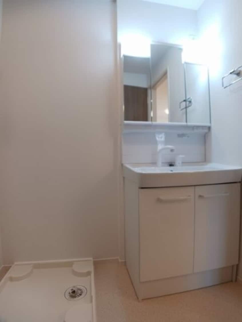 コンパクトで使いやすい洗面所 ポプラⅠ