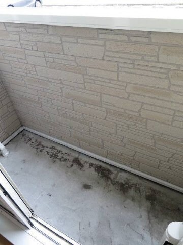 暖かな日差しのふりそそぐバルコニー マーベラス・Ｗ　Ⅱ