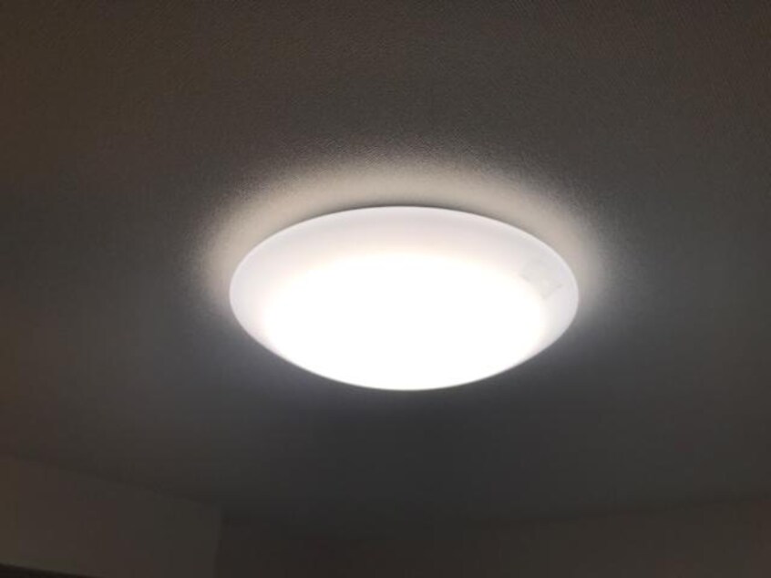 室内設備 エース　レオーネ