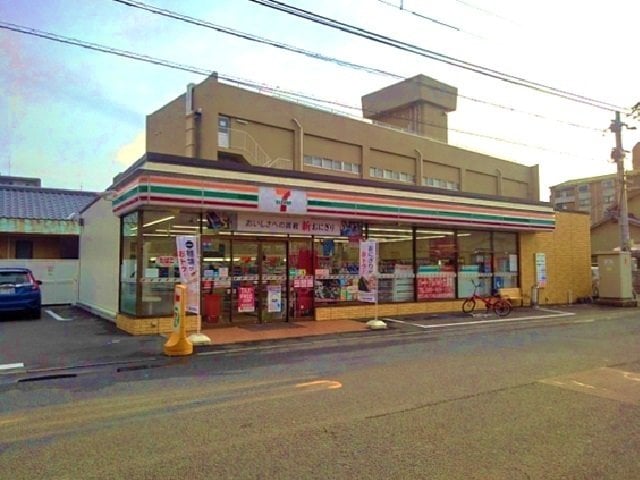 セブンイレブン道後喜多町店様まで130m オ・ブーシュ道後Ⅱ