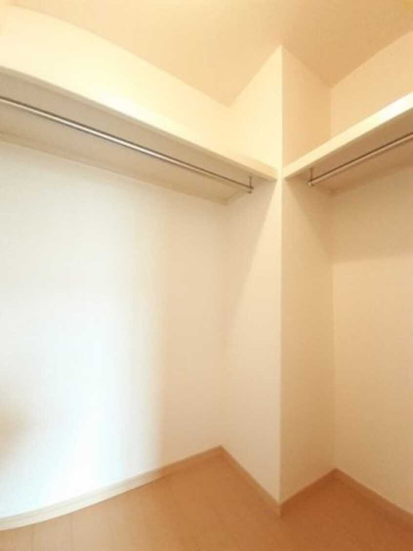 たっぷりとした収納スペースです ガーデン西垣生