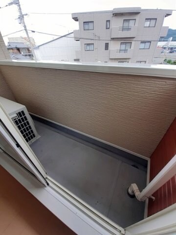 広々としたバルコニーです フランアンジュ