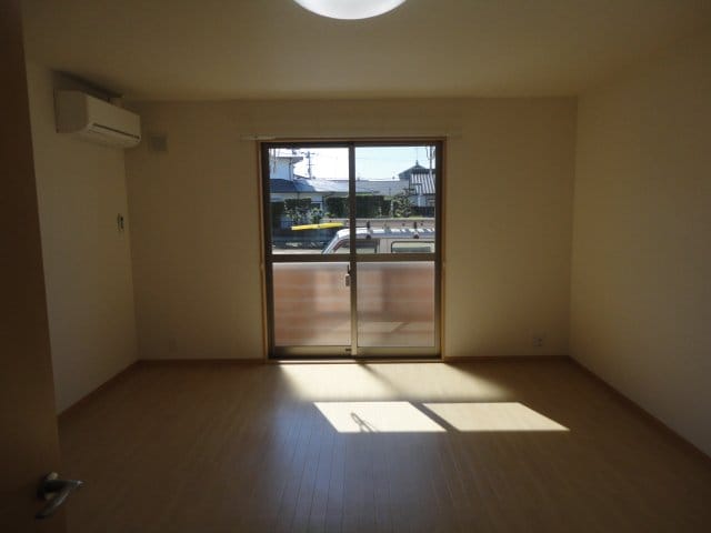 洋室 グローリーアース