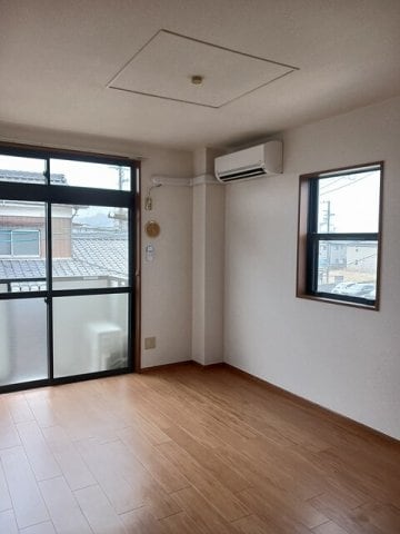 中はこのようになっています ＯＣＥＡＮ　ＨＩＬＬＳ