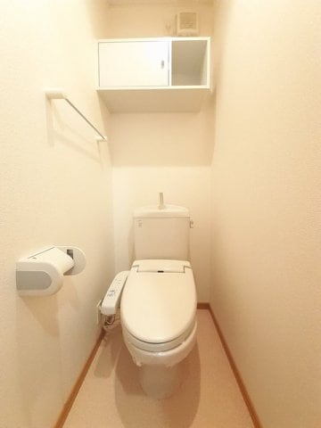シンプルで使いやすいトイレです アルカディア山越