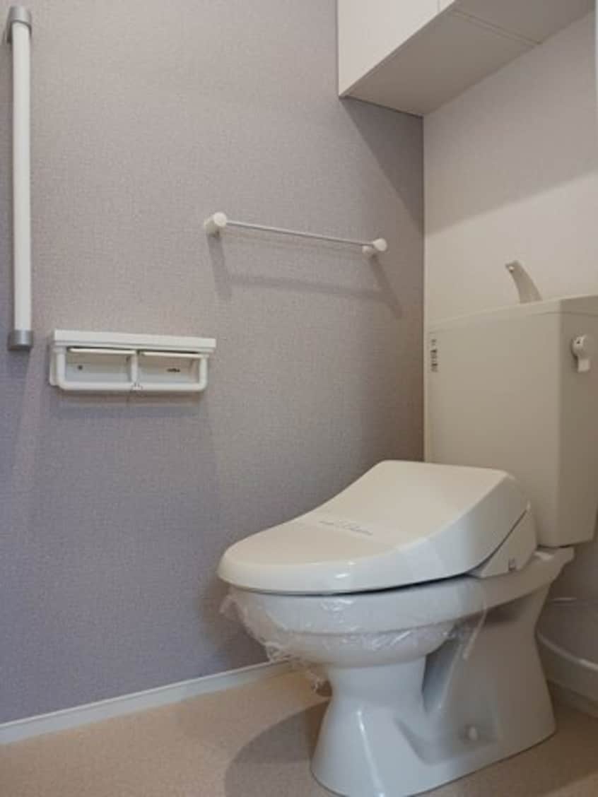 コンパクトで使いやすいトイレです シャンド・フルール　Ｍ