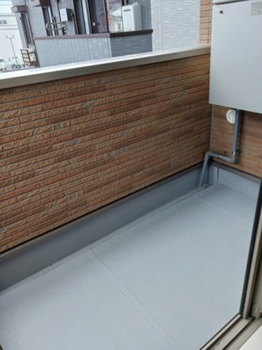 広々としたバルコニーです シャンド・フルール　Ｍ