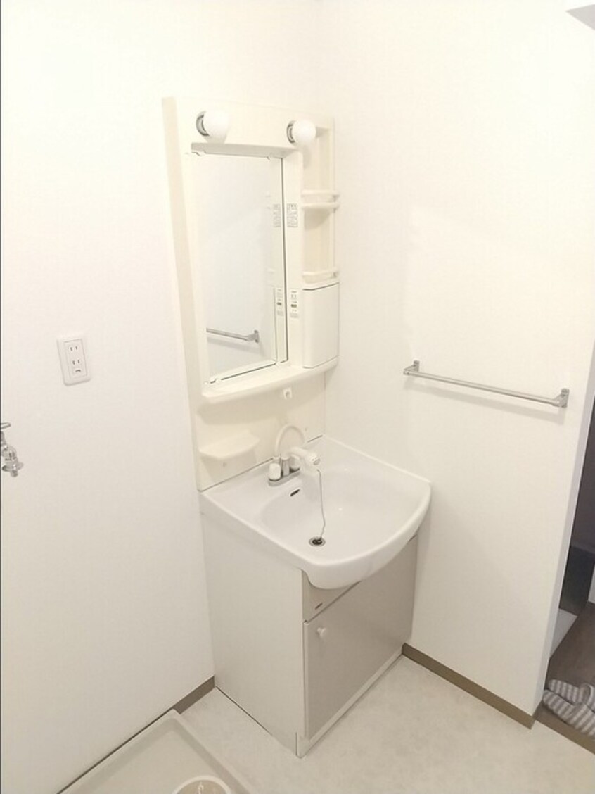  サンシャインハイツ　Ａ棟