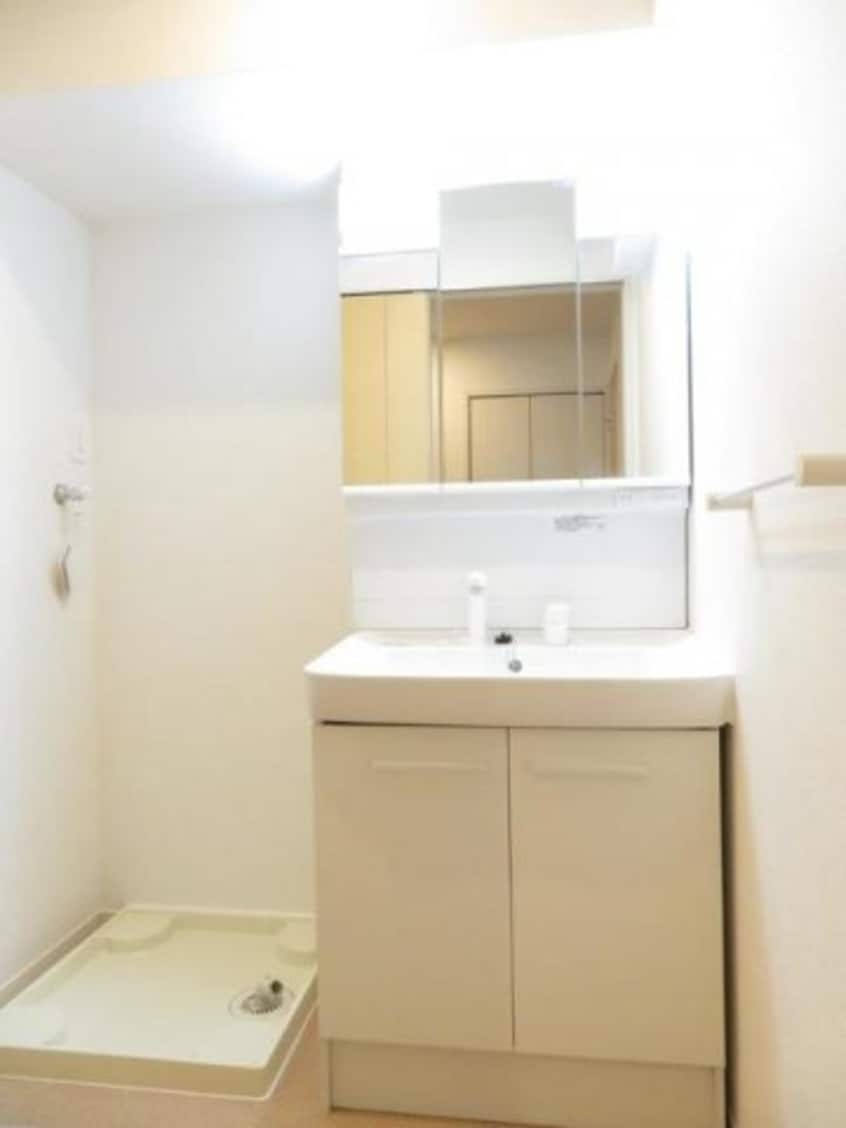明るい洗面所です ミルト松前Ⅱ－Ⅳ
