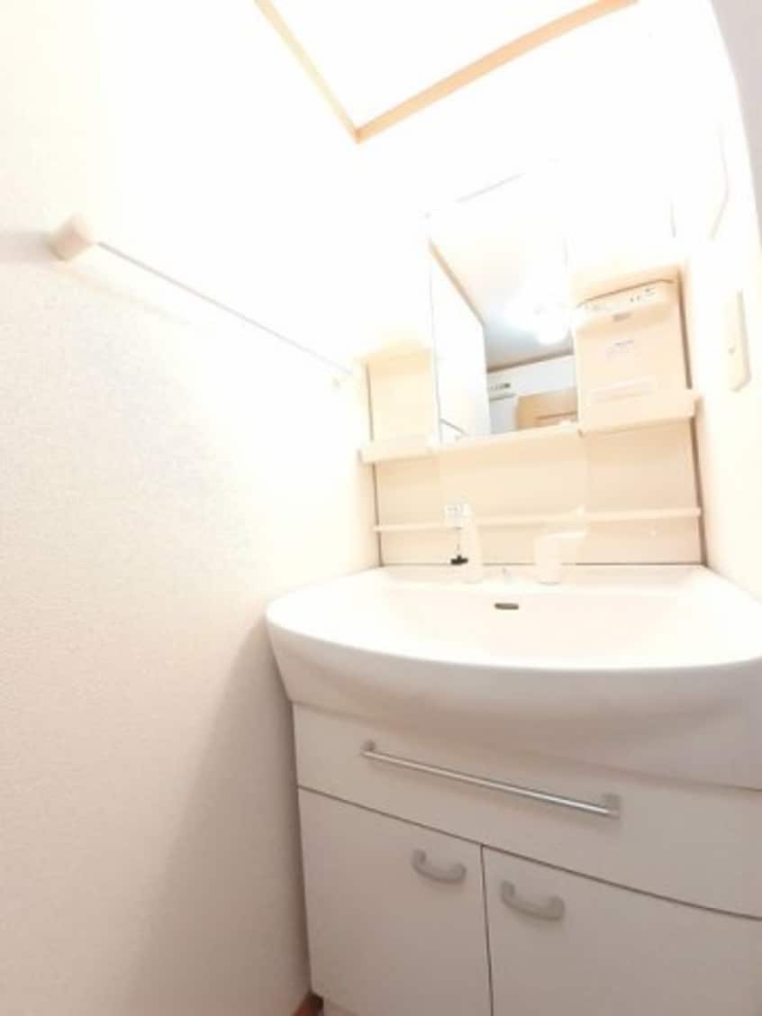 使いやすい洗面所です メゾン・ラ・ジェルメ