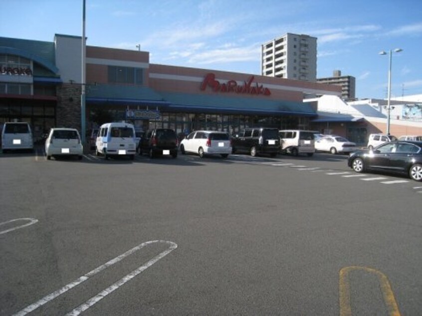 マルナカ 土居田店(スーパー)まで824m ラ・ルーチェ