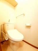 ゆったりとした空間のトイレです サントル吉藤Ａ