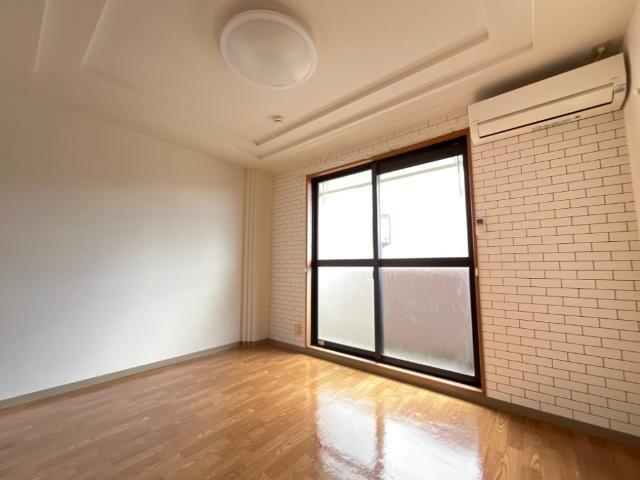 洋室 サンシャイン柳