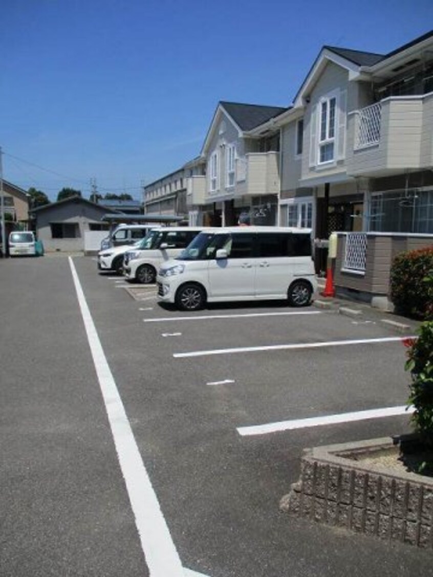 駐車場です アグレブル北吉田