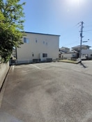 駐車場完備です カーサ・エクセレンテ　Ａ