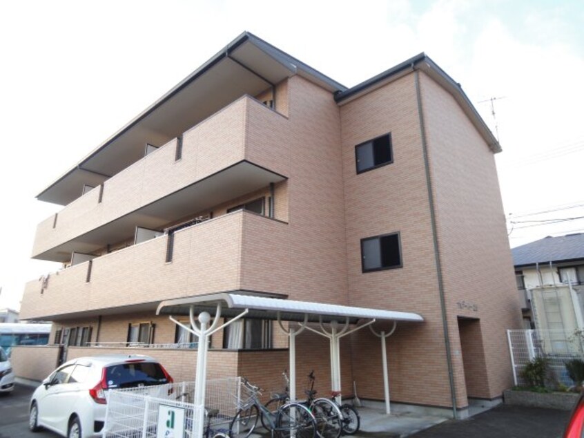  予讃線・内子線/松山駅 徒歩12分 3階 築16年