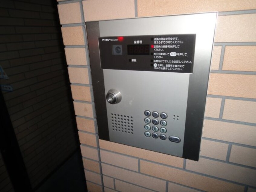  予讃線・内子線/松山駅 徒歩12分 3階 築16年