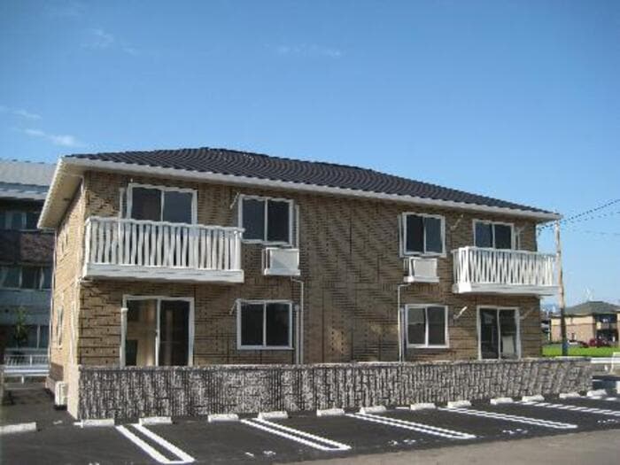 外観写真 ジュネス椿B