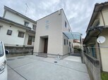 エフテイクス衣山