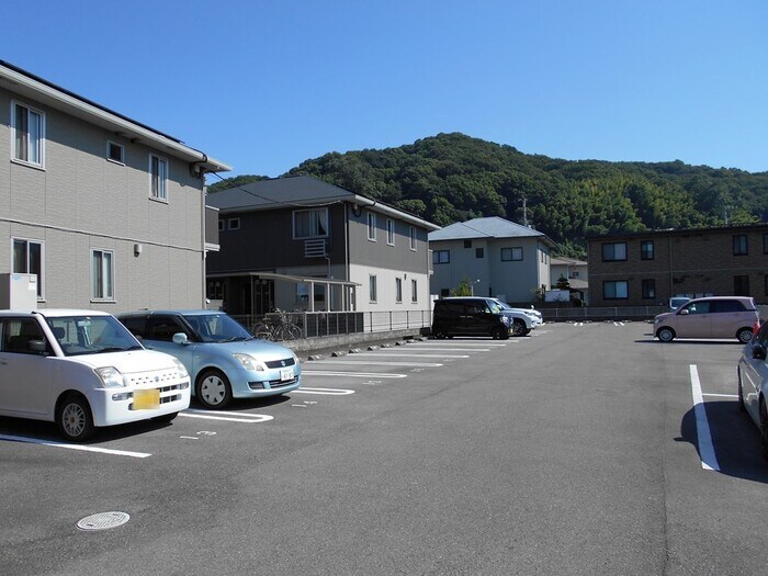  ロイヤル・メゾンA棟