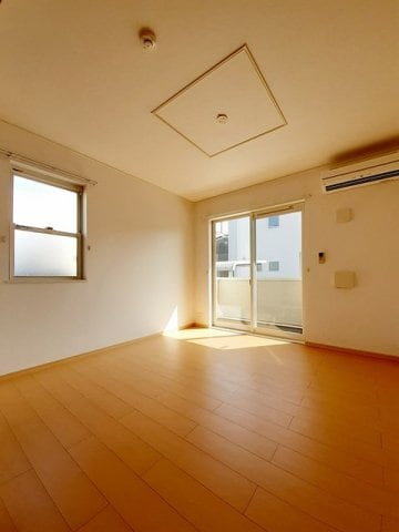 内装は落ち着いています エルヴェ・クレール