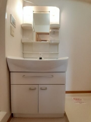 脱衣スペースもあります ドルチェ・マンダリーノ　Ｃ