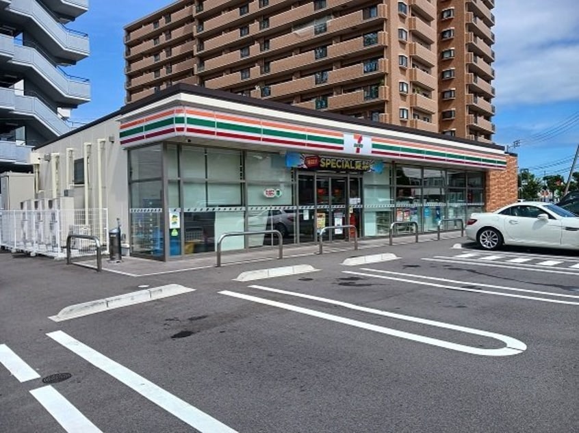 セブンイレブン姫原３丁目店様まで1100m パルシャス野本　Ⅰ