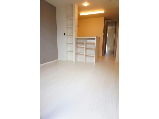  名鉄三河線/三河高浜駅 徒歩10分 1階 築8年