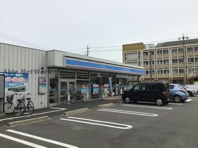 ローソン碧南春日店(コンビニ)まで515m 名鉄三河線/碧南駅 徒歩13分 2階 築11年