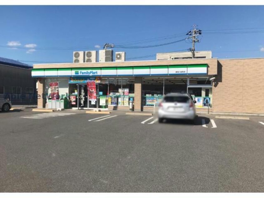 ファミリーマート碧南入船町店(コンビニ)まで911m 名鉄三河線/碧南駅 徒歩30分 1階 築20年