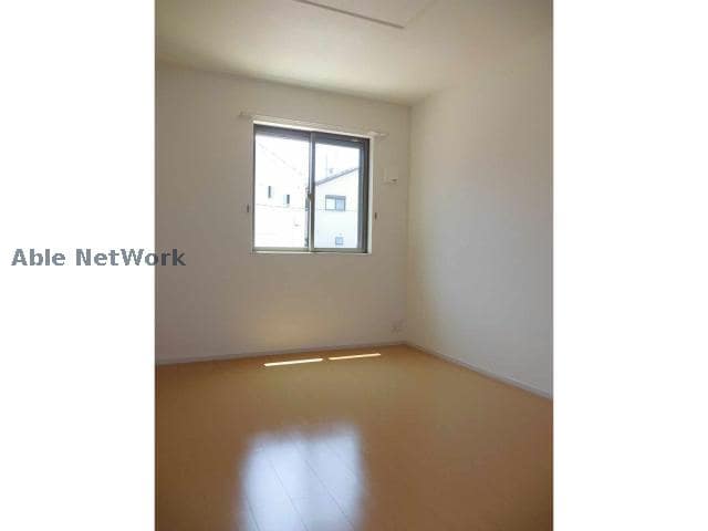  サンエンブレイス　B