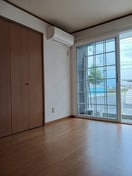 きれいな内装です ＣＲＥＳＴＡＬＬ　ＫＢ