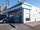 ファミリーマート梅本店様まで140m ハウス　クレメント　Ａ